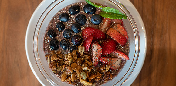 Acai, soursop, banana blended with yogurt and topped with strawberries, blueberries and your choice of granola or power seeds (sugar free)